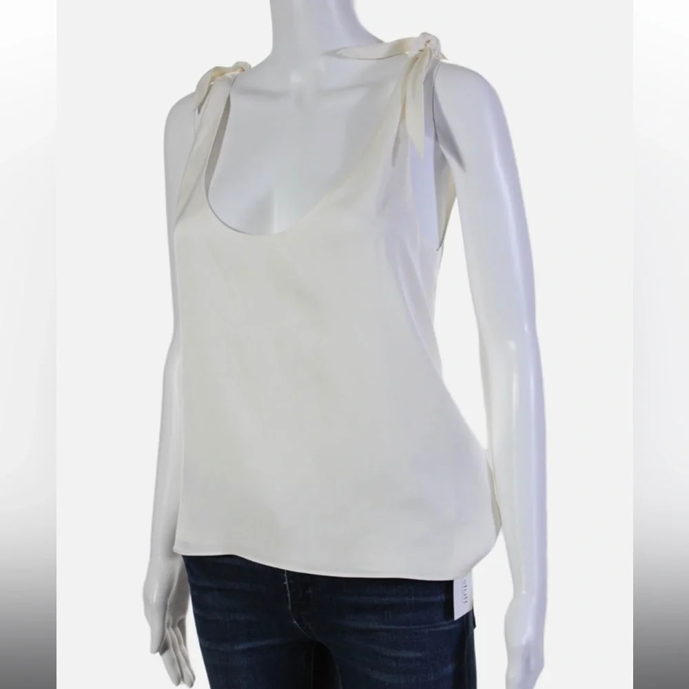 Intermix Top - Picture 2 of 5